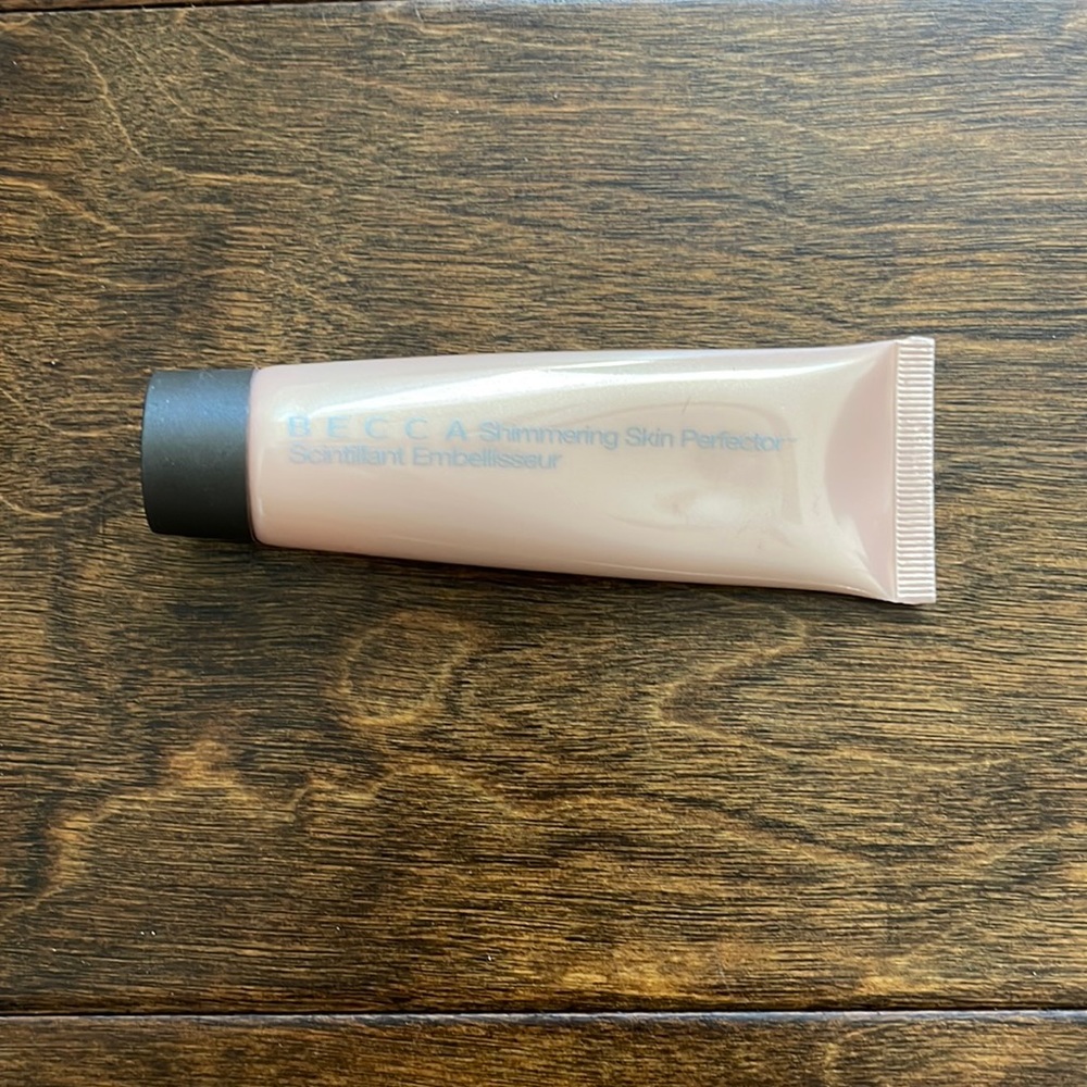 NWOB Sealed Becca Cosmetics Shimmering Skin Perfector Liquid Highlighter in Opal